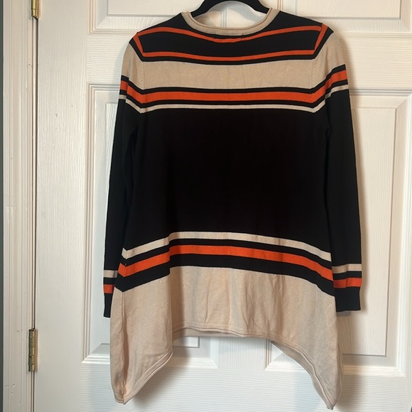 Altar’d State sweater - Picture 2 of 3